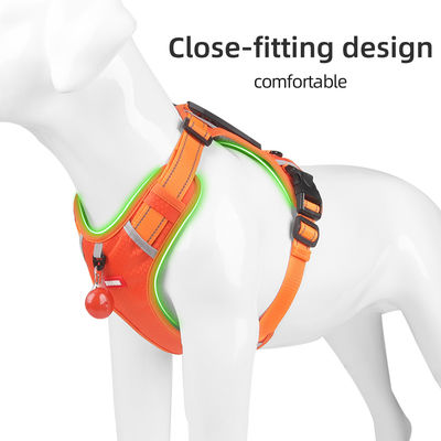 Nuevo arnés de pecho para mascotas estilo chaleco reflector arnés de pecho para perros de gran tamaño cuerda de tracción para perros a prueba de explosiones
